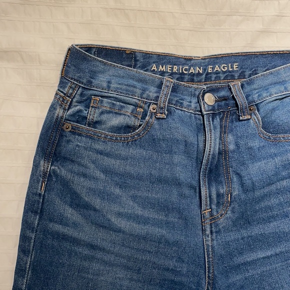 American Eagle Mom jeans Size 00 - Picture 2 of 3